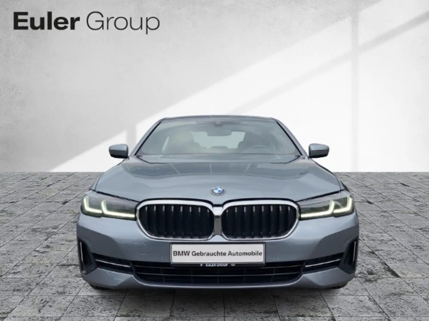 BMW 520 d Limousine AHK-klappbar AHK Navi Digitales Cockpi Blau - 2