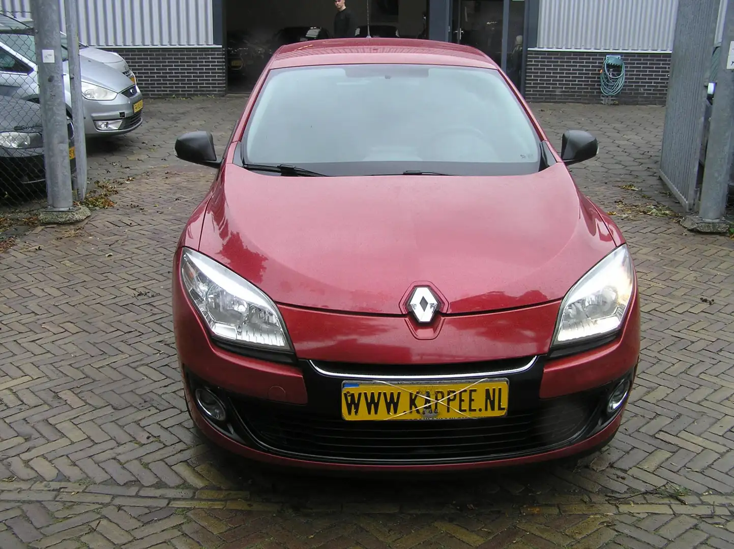 Renault Megane 1.6 Authentique 107 d km airco nieuwe apk Rouge - 2