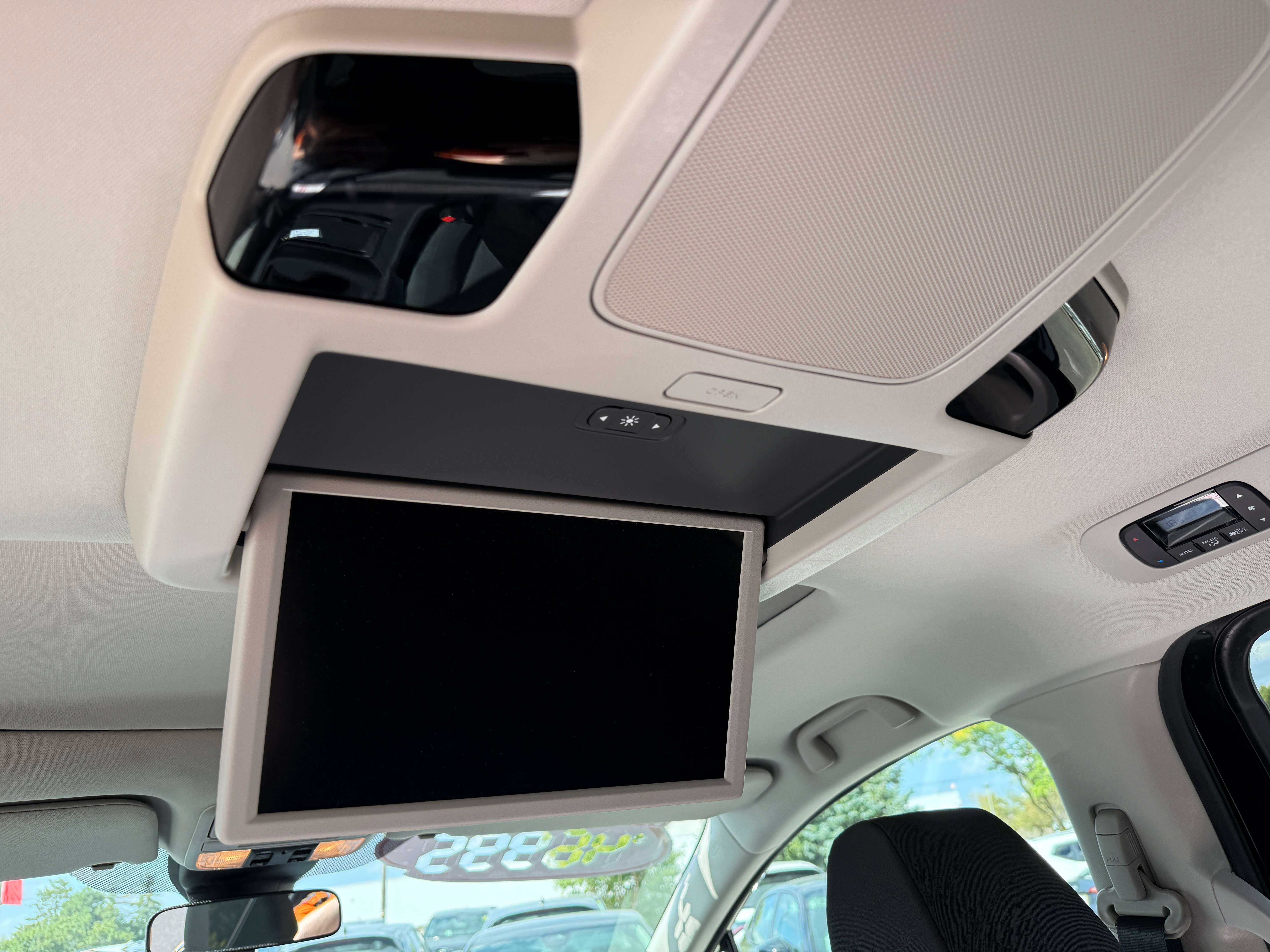2025 Honda Odyssey ODYSSEY SPORT-8 PASS/V6/REMOTE START/ONLY 33K! — снимка 1