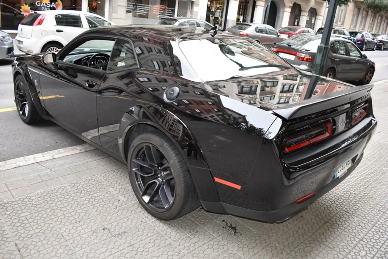 Dodge Challenger 2024 — фото 14