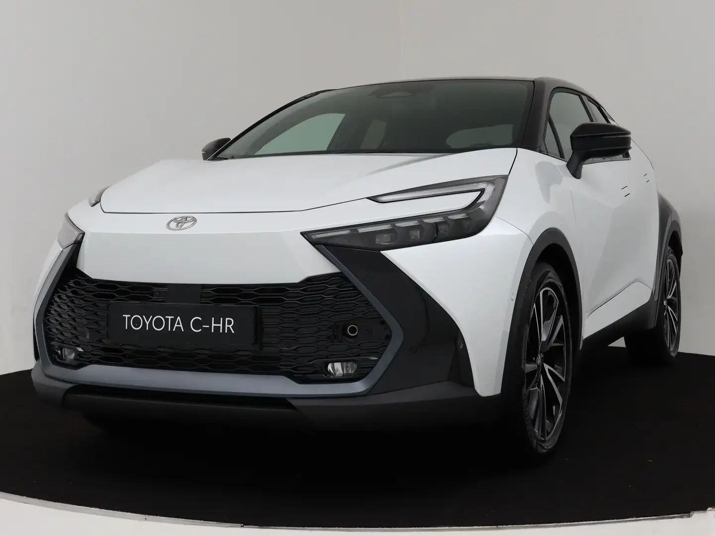 Toyota C-HR 2.0 High Power Hybrid Première Edition White - 1