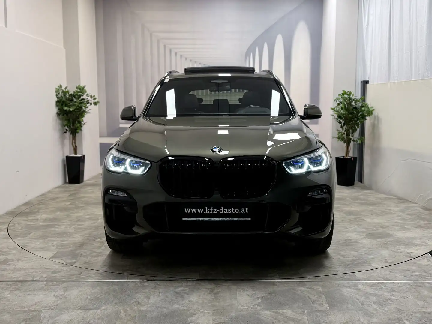 BMW X5 XDrive✅ M Sport✅ 22" ✅ LASER ✅LUFT ✅ Grün - 2