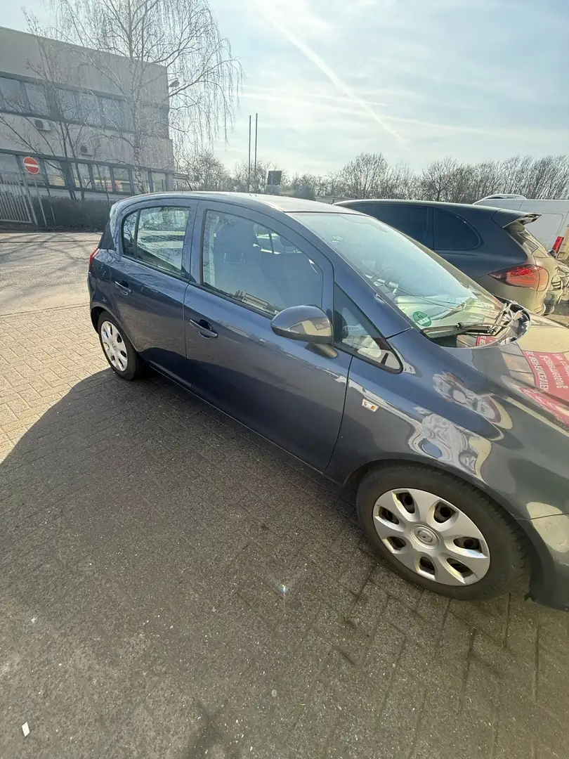 Opel Corsa 1.2 16V Innovation 110 Jahre - 2