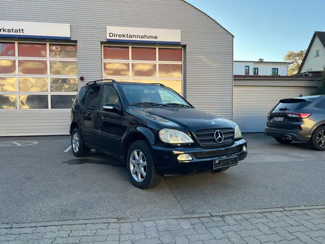 Mercedes-Benz ML 270 M-Klasse / Automatik / AHK