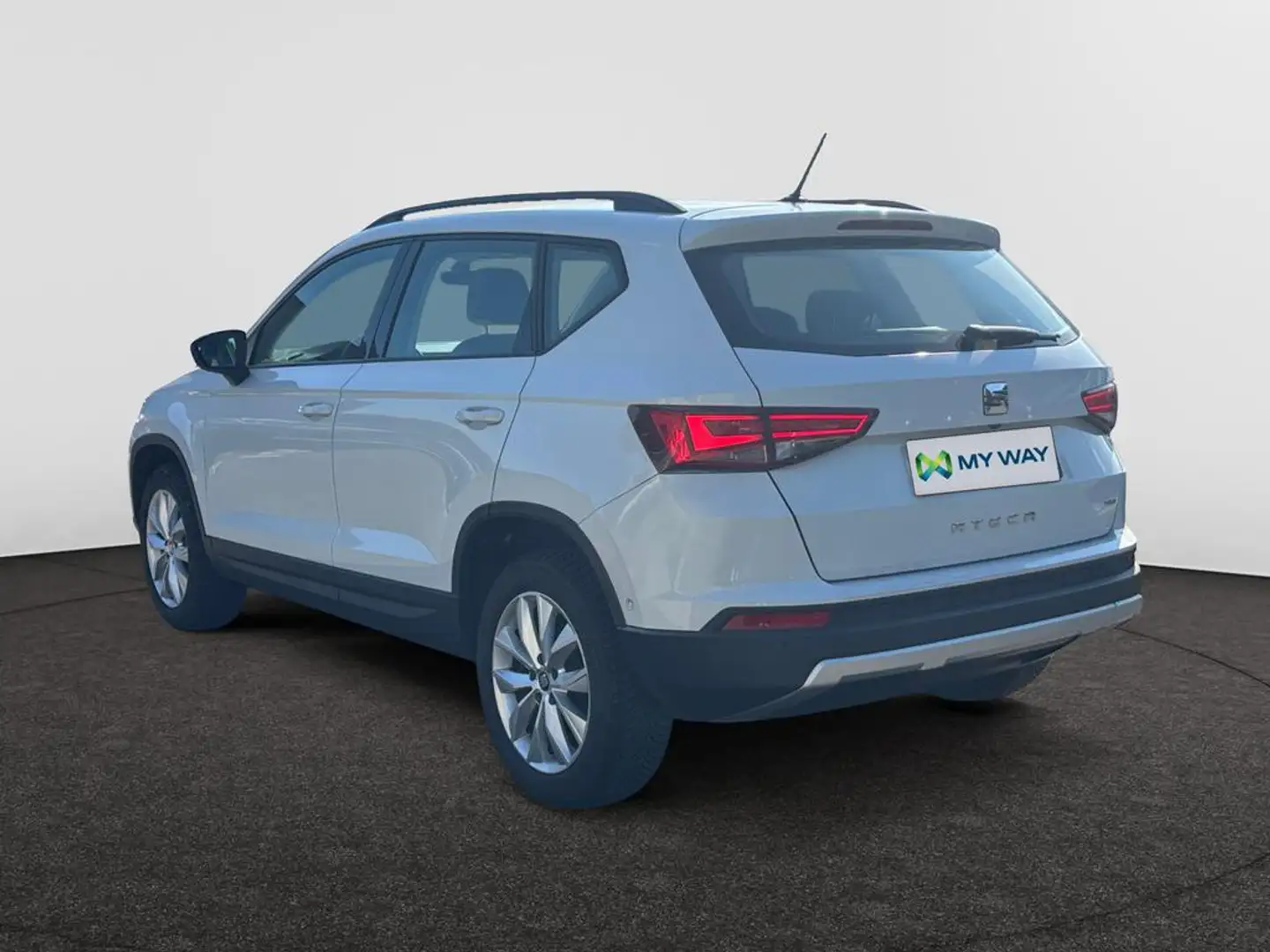 SEAT Ateca 1,4 TSI STYLE 5T 110 DG6 A7 Wit - 2