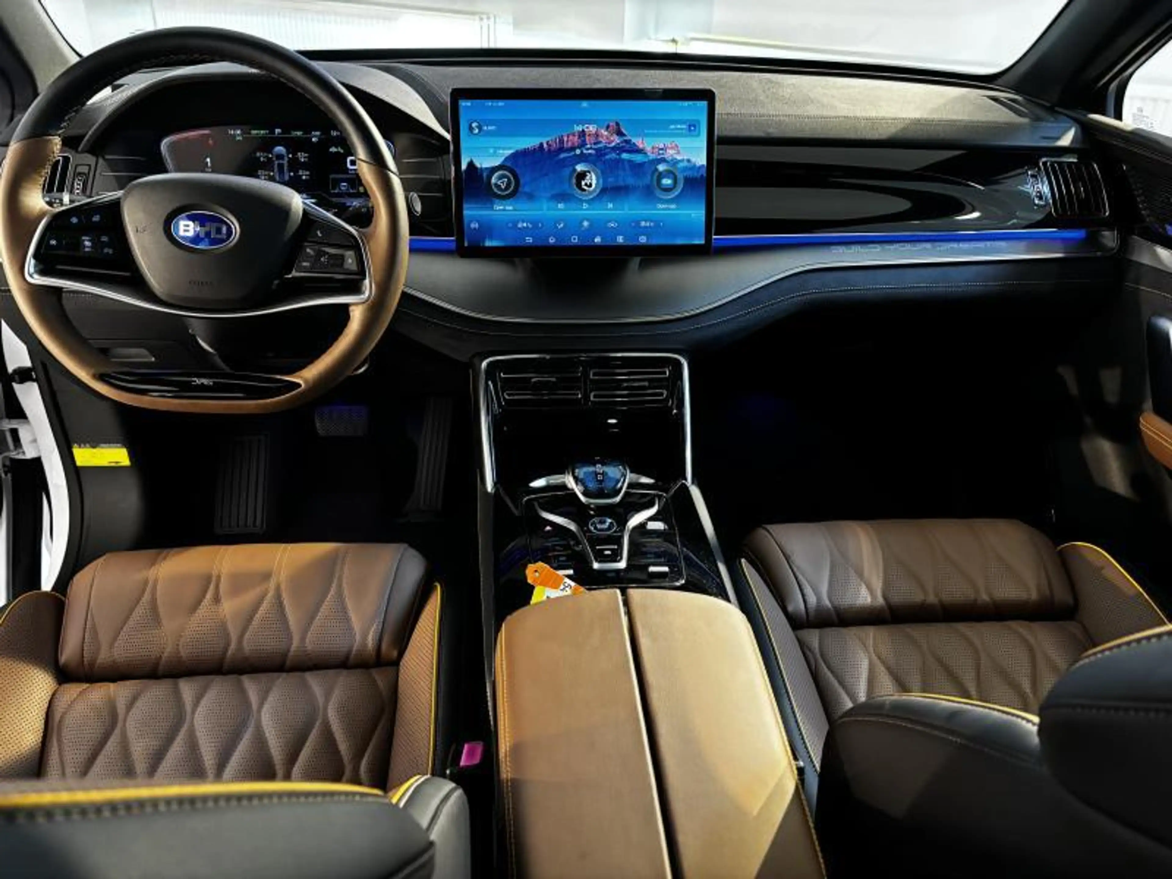 BYD Tang TANG — photo 13
