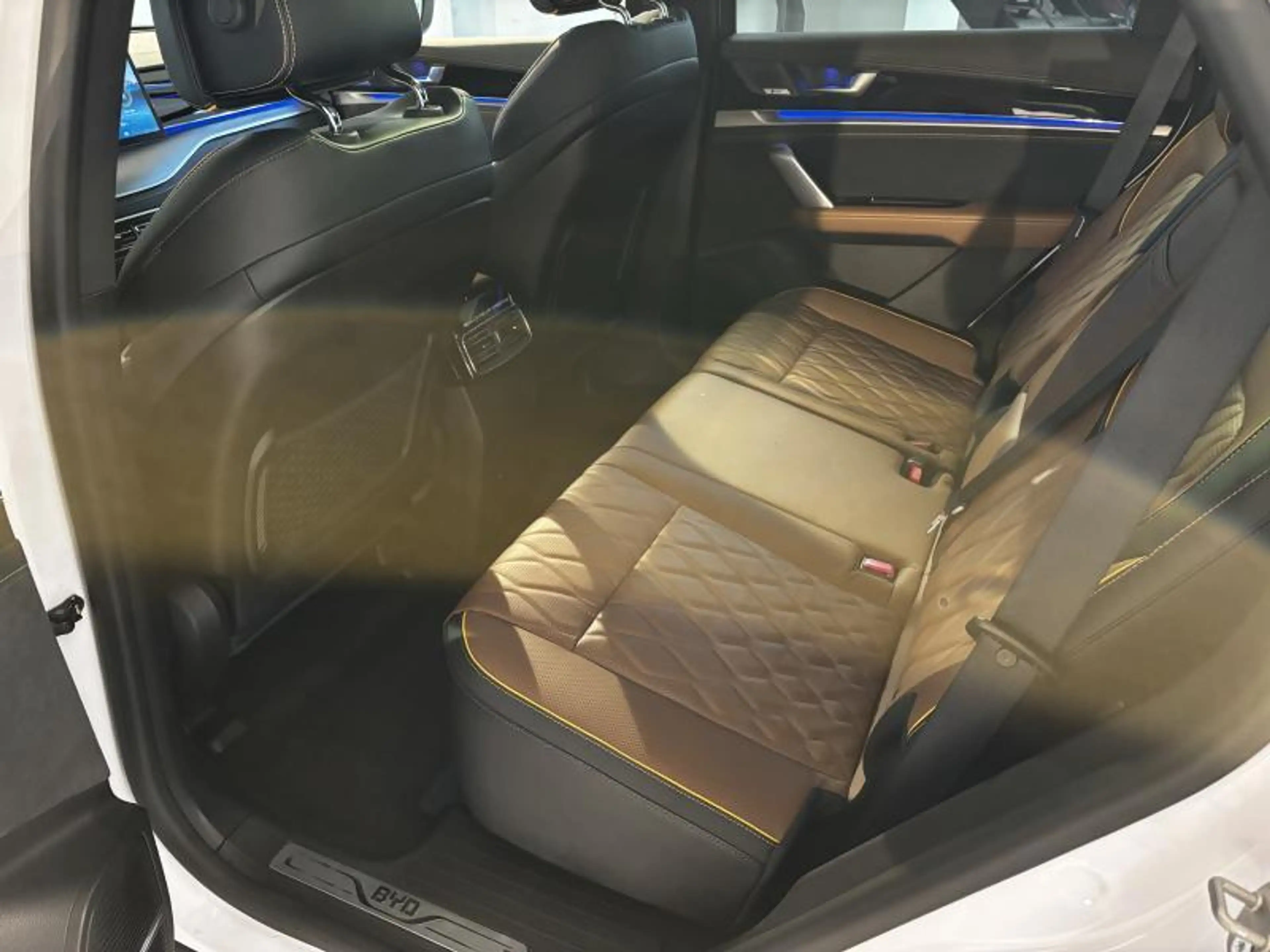 BYD Tang TANG — photo 10