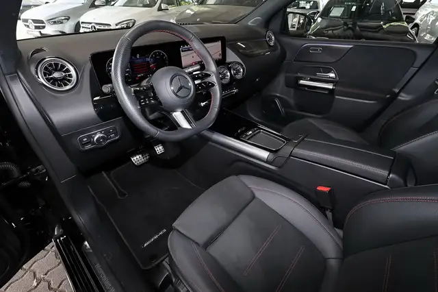 Mercedes-Benz B-Class view 9