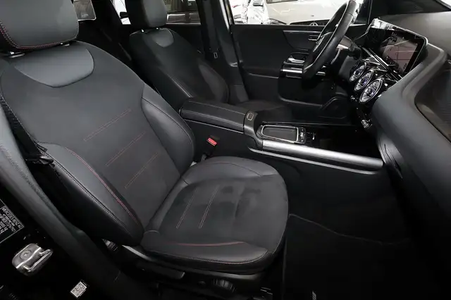 Mercedes-Benz B-Class view 5