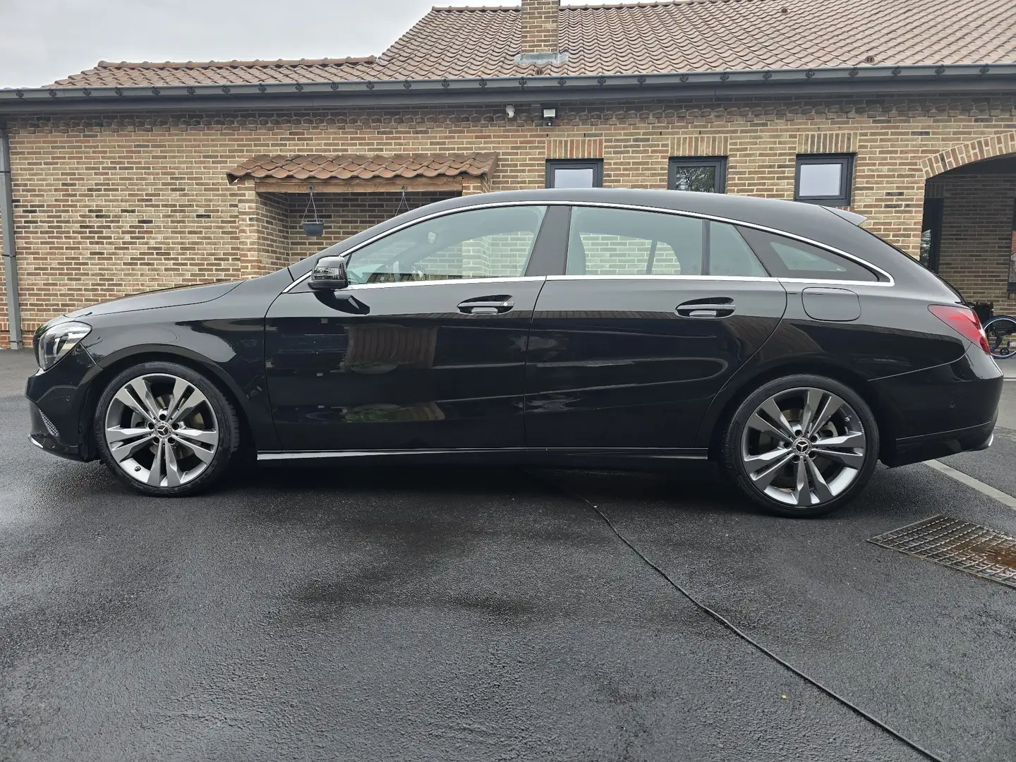 Mercedes-Benz CLA 200 d Business Solution (EU6d-TEMP) - 2