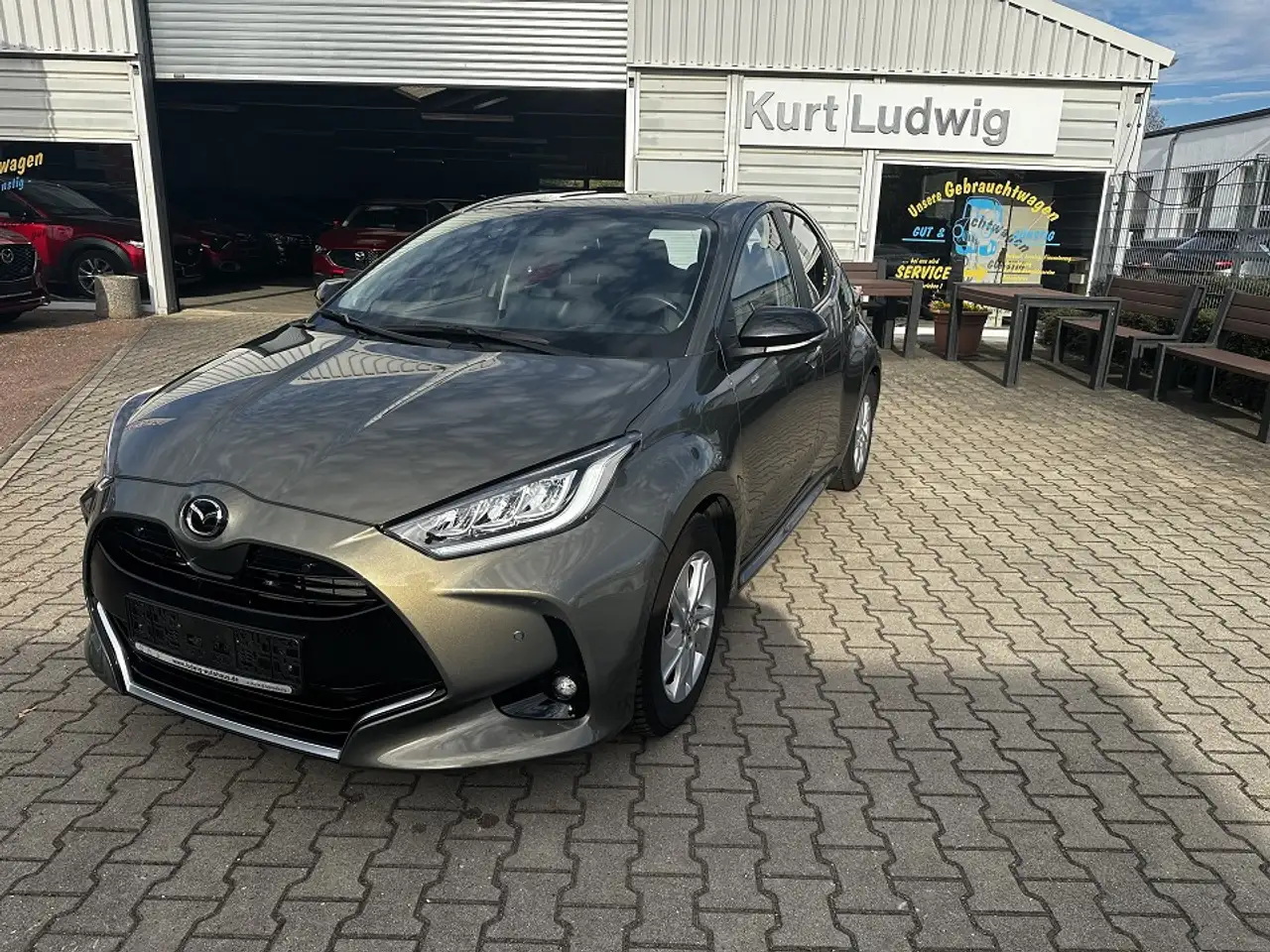 Mazda 2