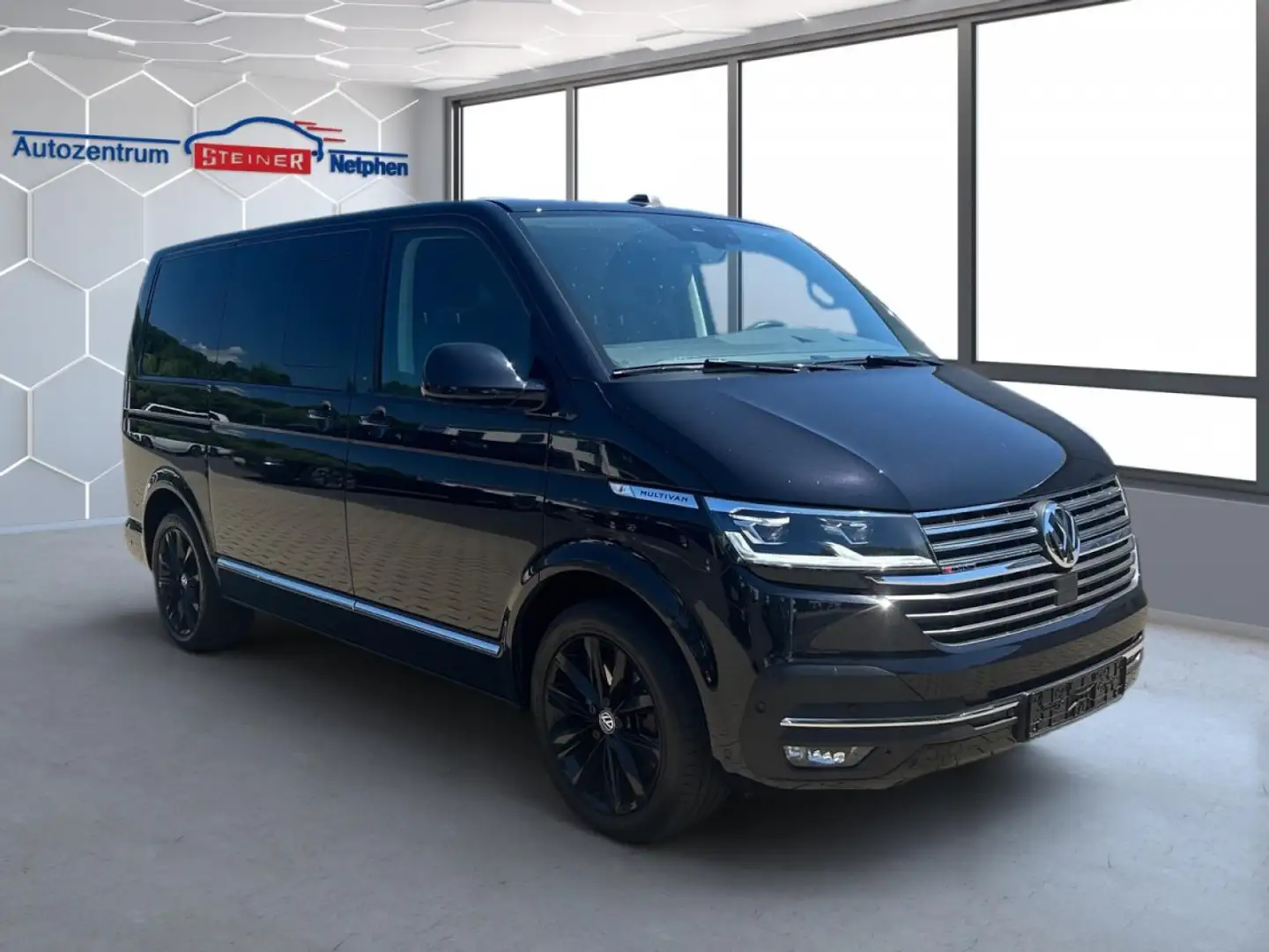 Volkswagen T6.1 Multivan 4Motion Last-4M Highline -Edition Klima Navi Schwarz - 2