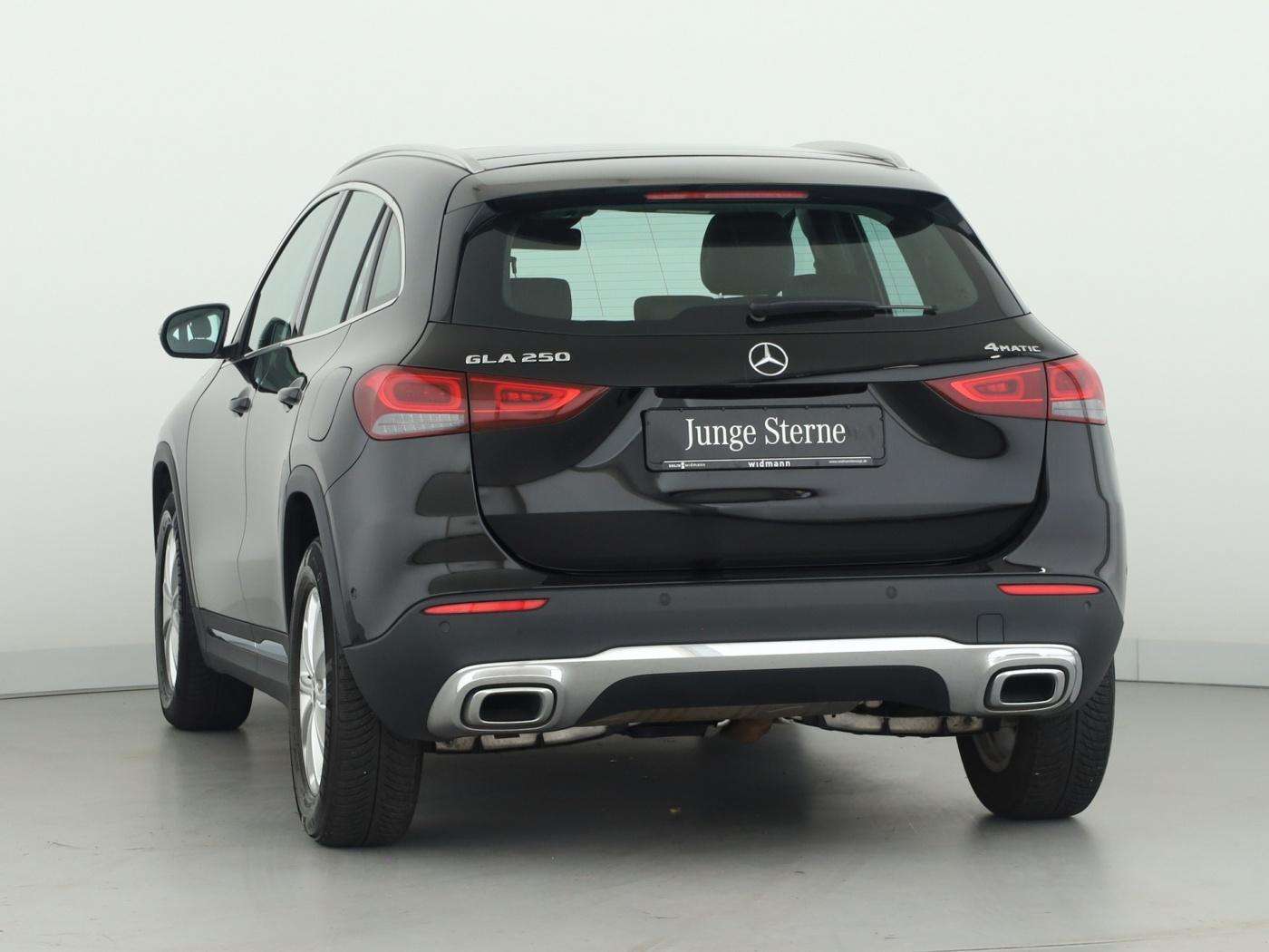 Mercedes-Benz GLA-Klasse