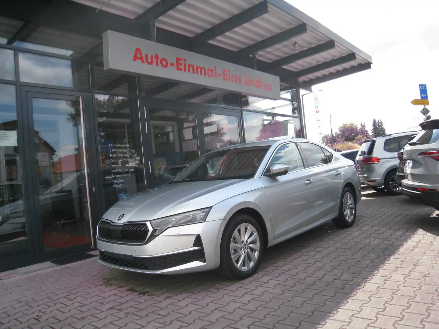 Skoda Octavia 1.5eTSI m-HEV-SELECTION*NAVI*ACC*el.Heckkl*digCock Argent - 1