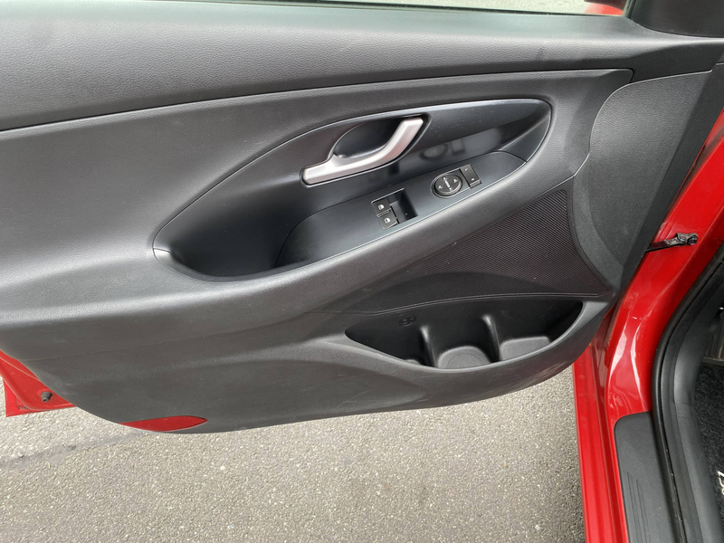 Hyundai i30 Select — photo 11