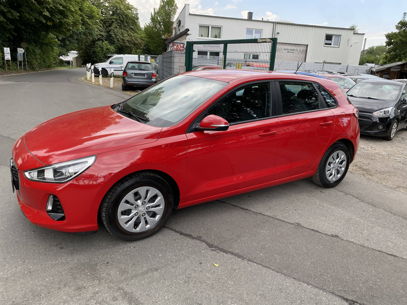 Hyundai i30 Select — photo 3