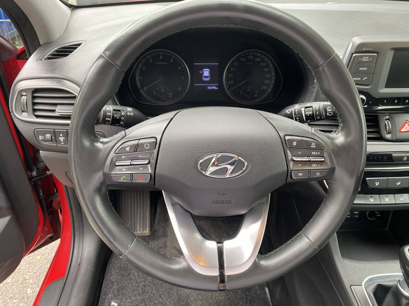 Hyundai i30 Select — photo 15