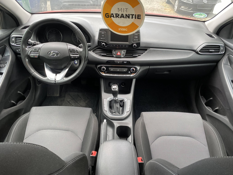 Hyundai i30 Select — photo 14