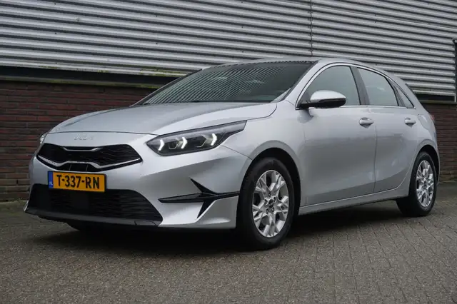 Kia Ceed / cee'd 1.0 T-GDi 120PK DynamicLine/NL-Auto/All-Seasonband