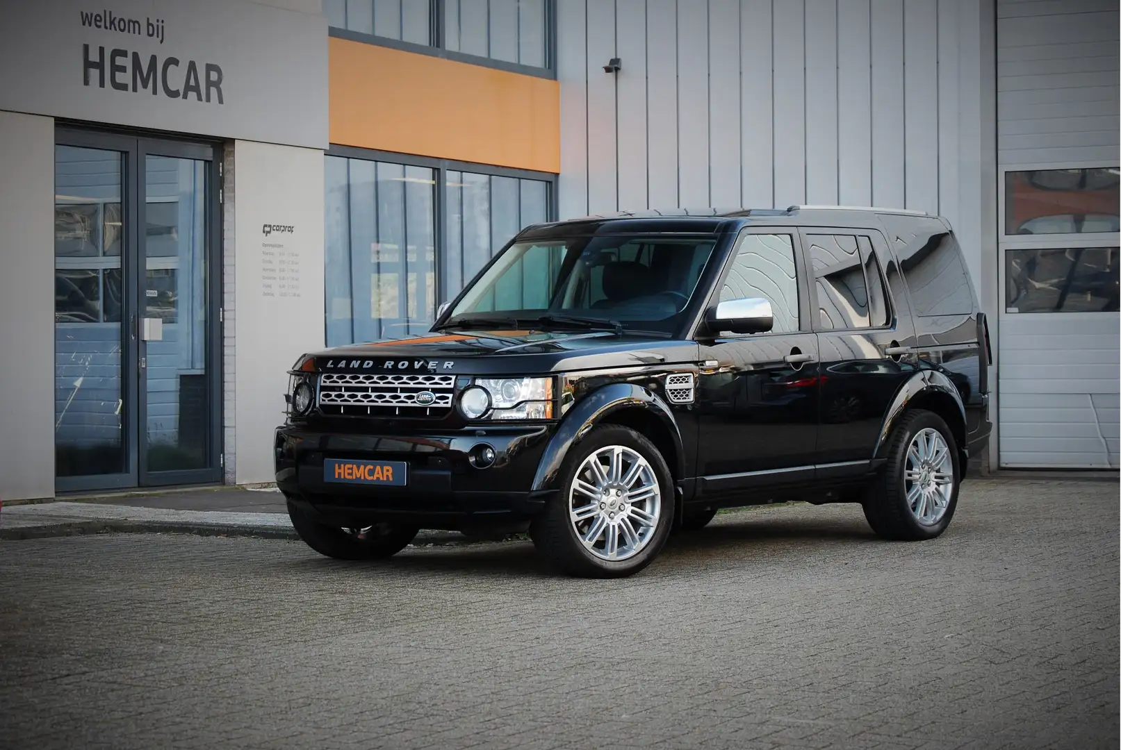 Land Rover Discovery 5.0 V8 Ultimate 7 persoons Siyah - 1