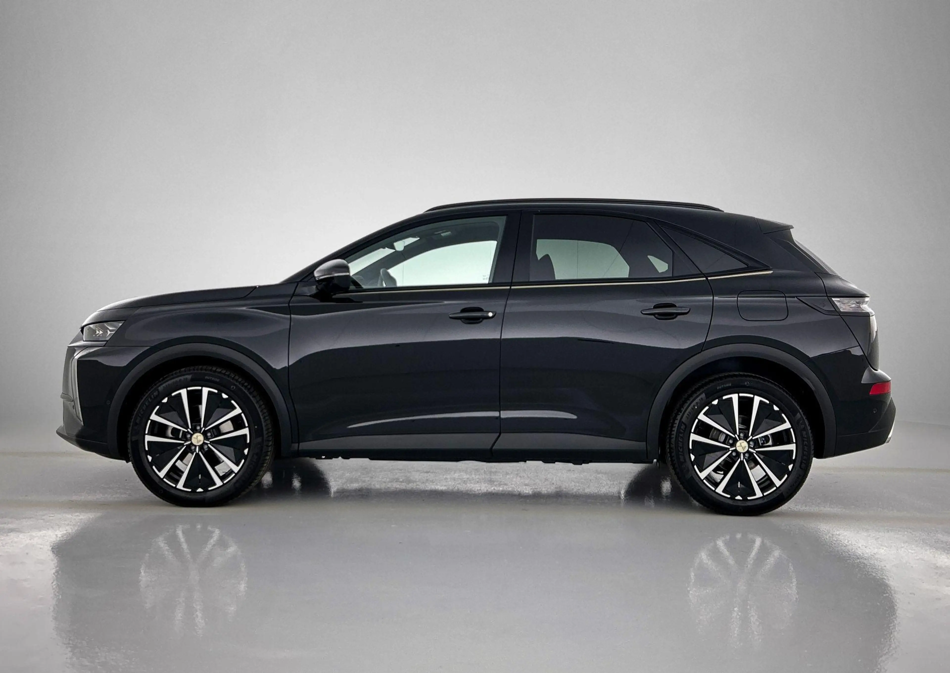 DS Automobiles DS 7 1.6 PHEV 225 Edition France | Navigatie | Rondomzi — photo 4