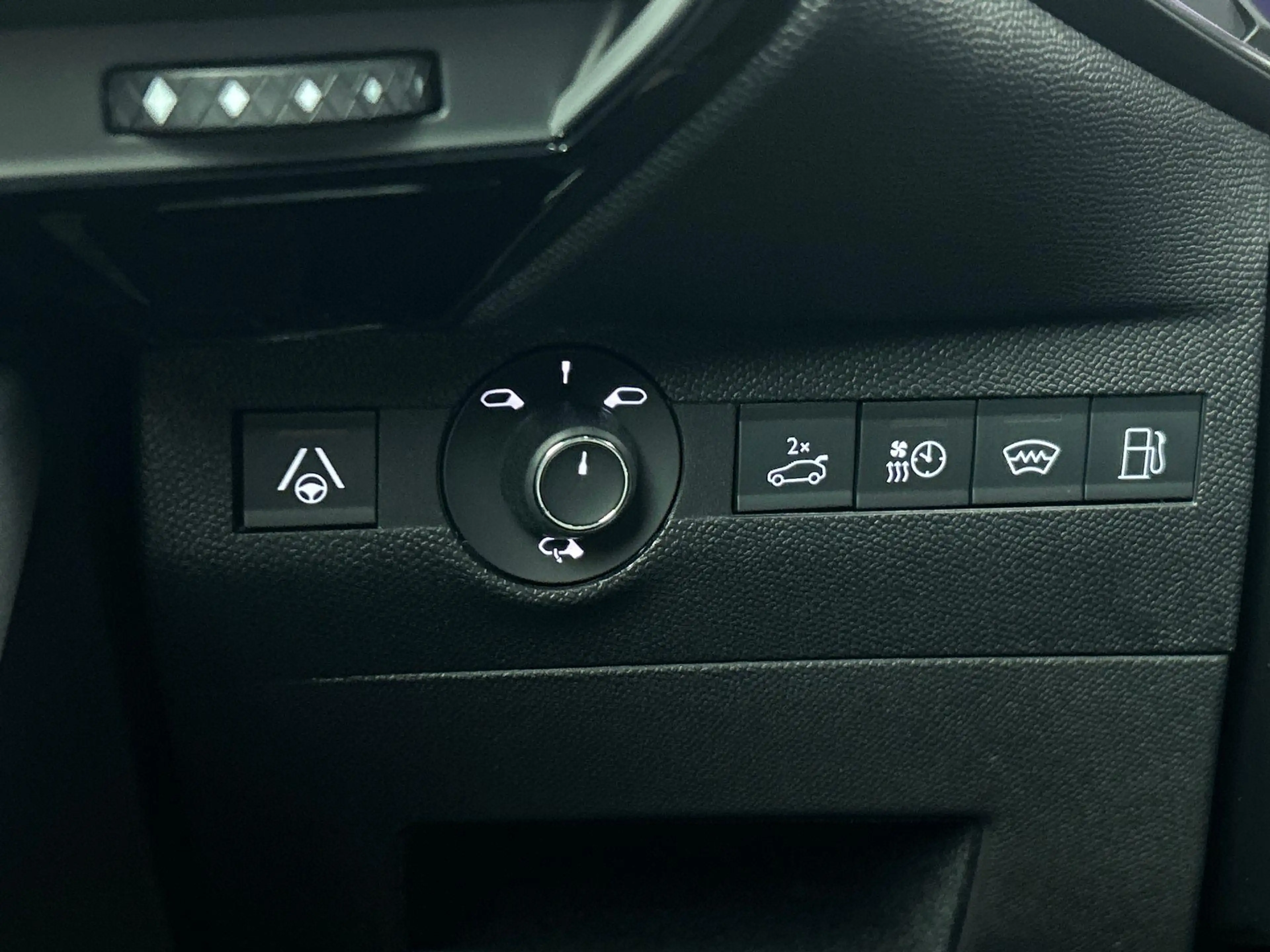DS Automobiles DS 7 1.6 PHEV 225 Edition France | Navigatie | Rondomzi — photo 11