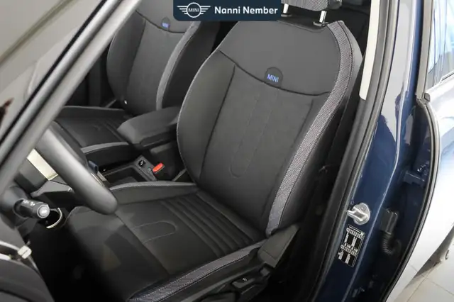 Mini Countryman view 13