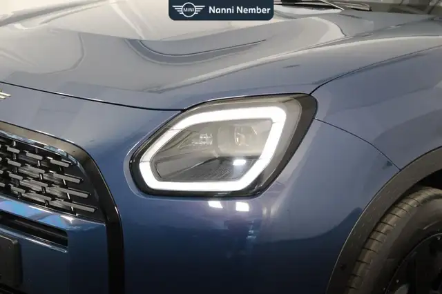 Mini Countryman view 5
