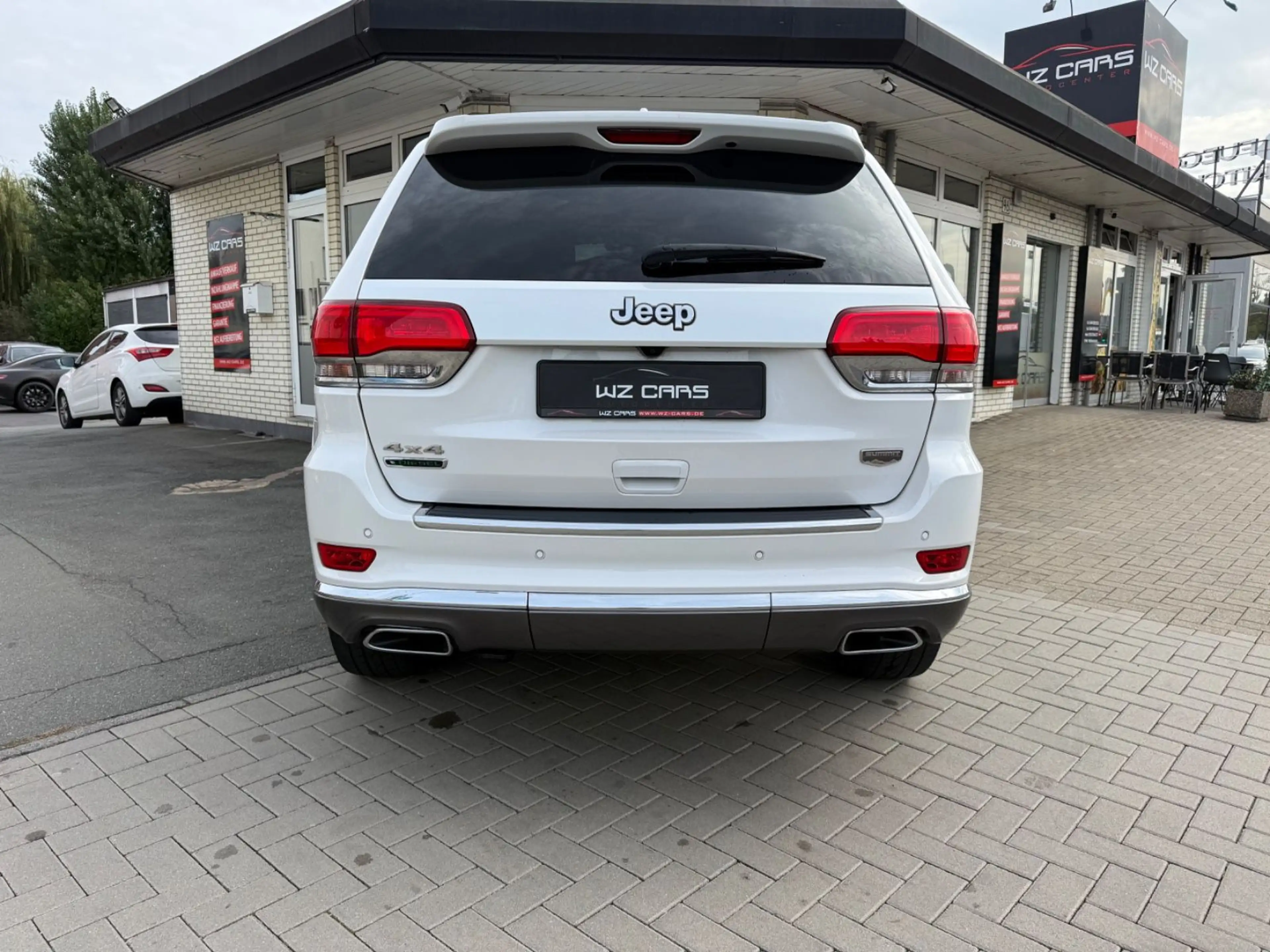 Jeep Grand Cherokee 3.0 CRD Summit Full Paket — photo 4