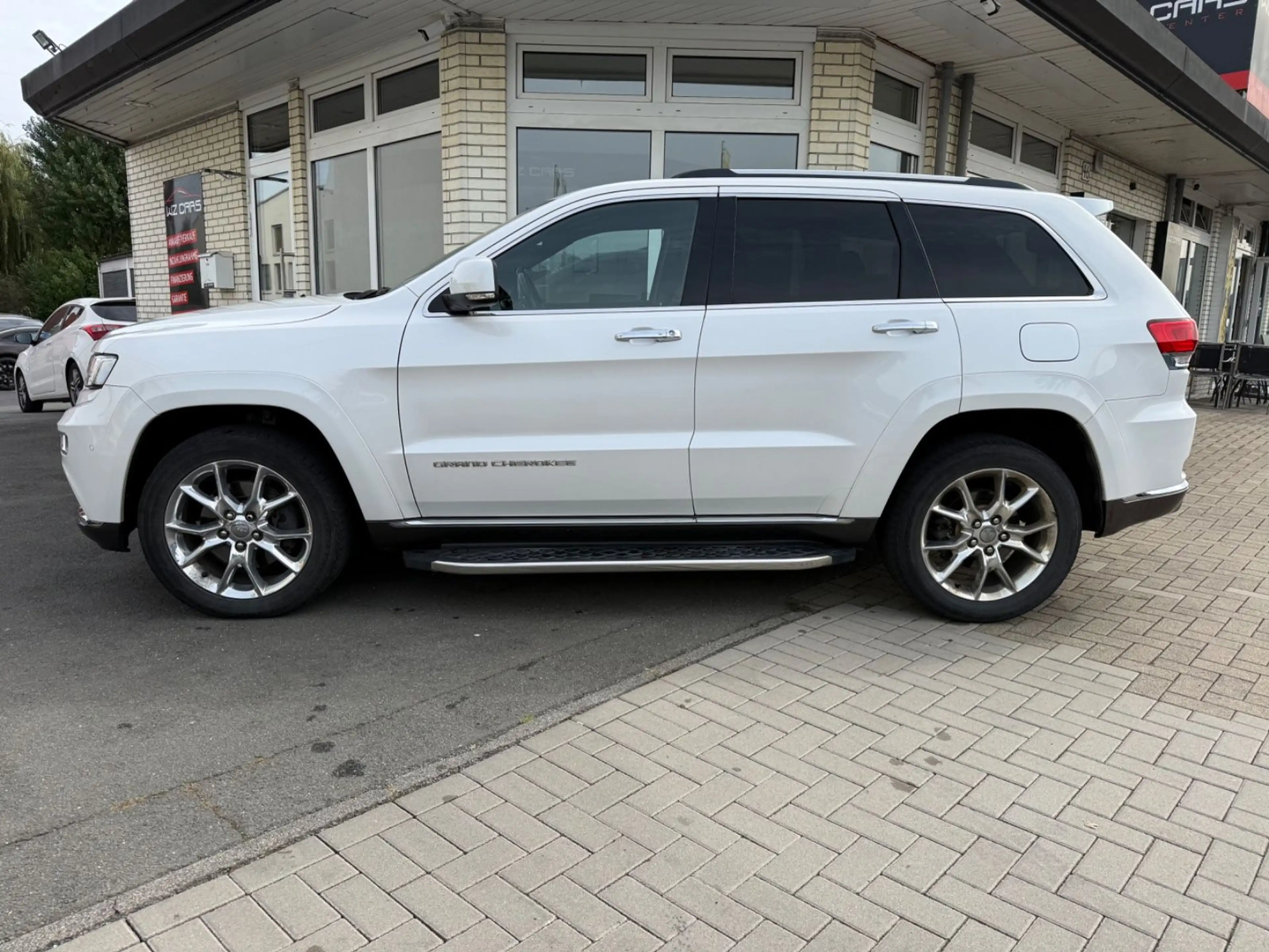 Jeep Grand Cherokee 3.0 CRD Summit Full Paket — photo 2
