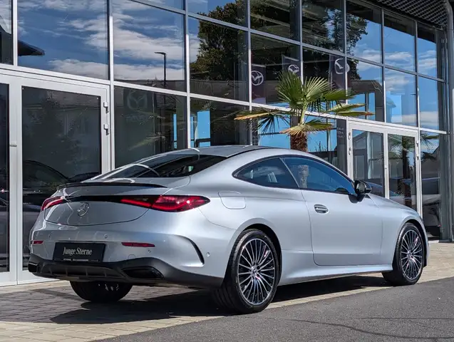Mercedes-Benz CLE view 7