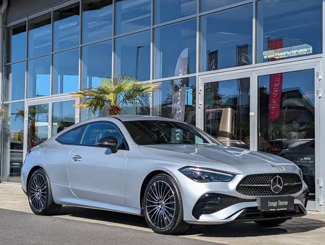 Mercedes-Benz CLE view 5