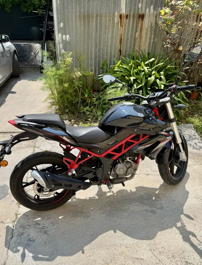 Benelli BN 125 Nero - 1
