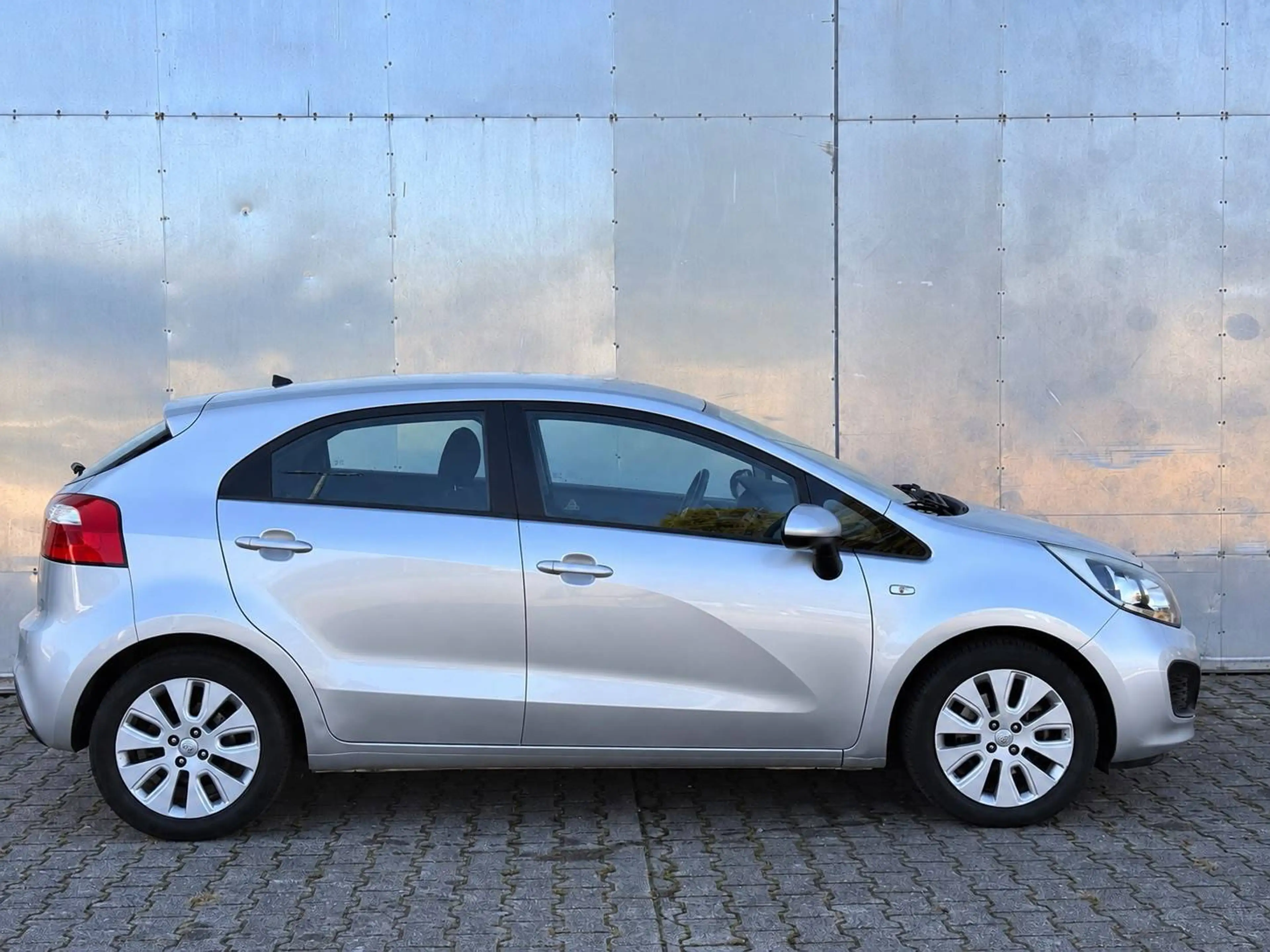 Kia Rio Edition 7 *2.Hand*TÜV NEU*KLIMA* — photo 5