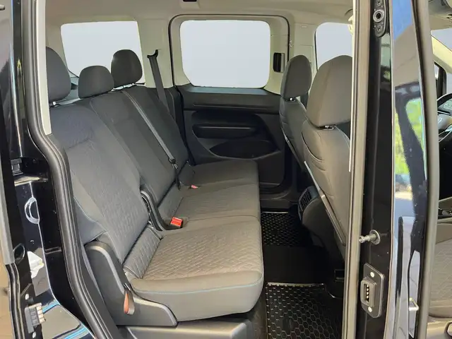 Volkswagen Caddy view 11