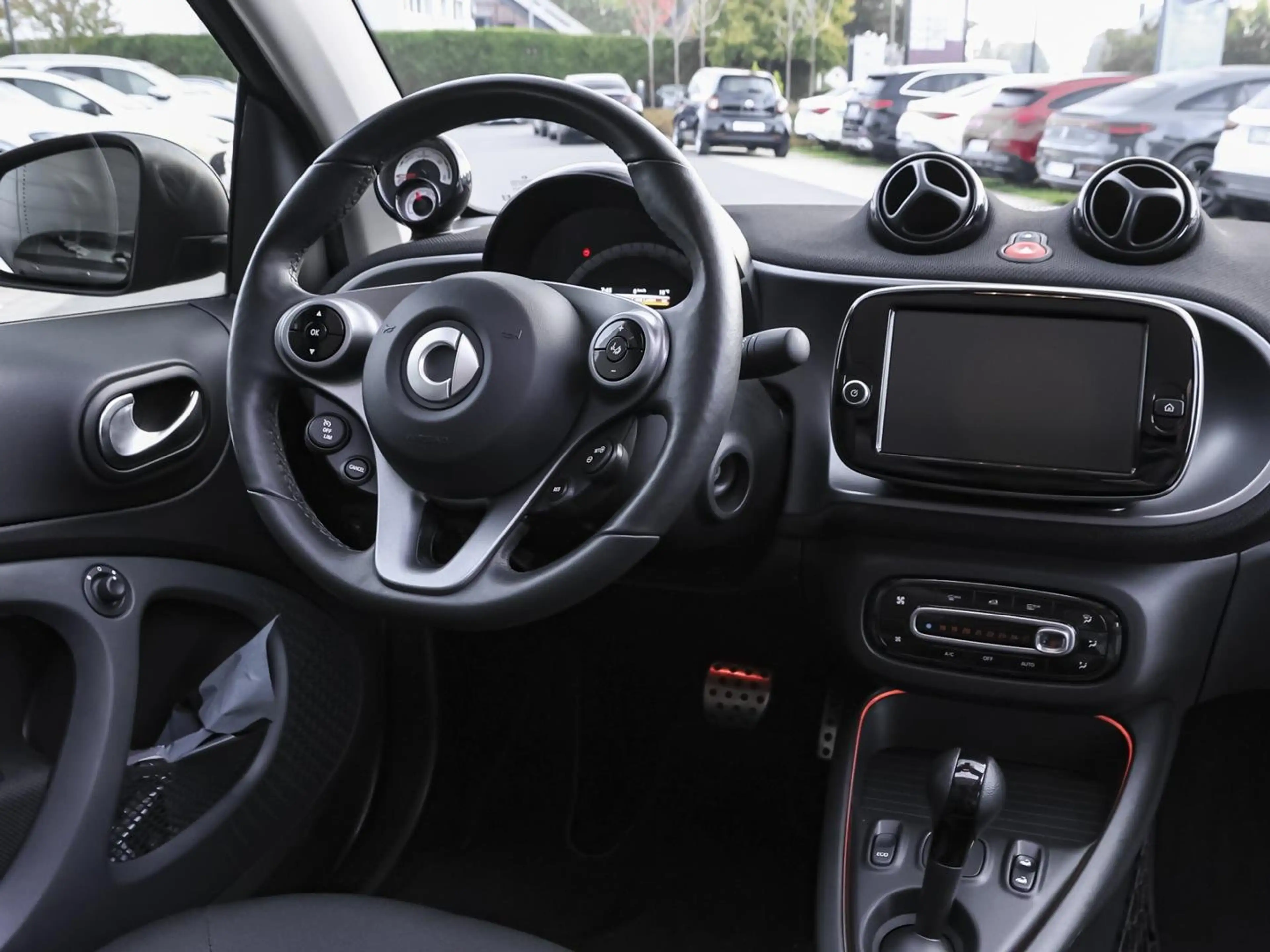 smart forTwo EQ ForTwo Cabrio Pulse Exclusive Plus 22kW Matt — photo 7
