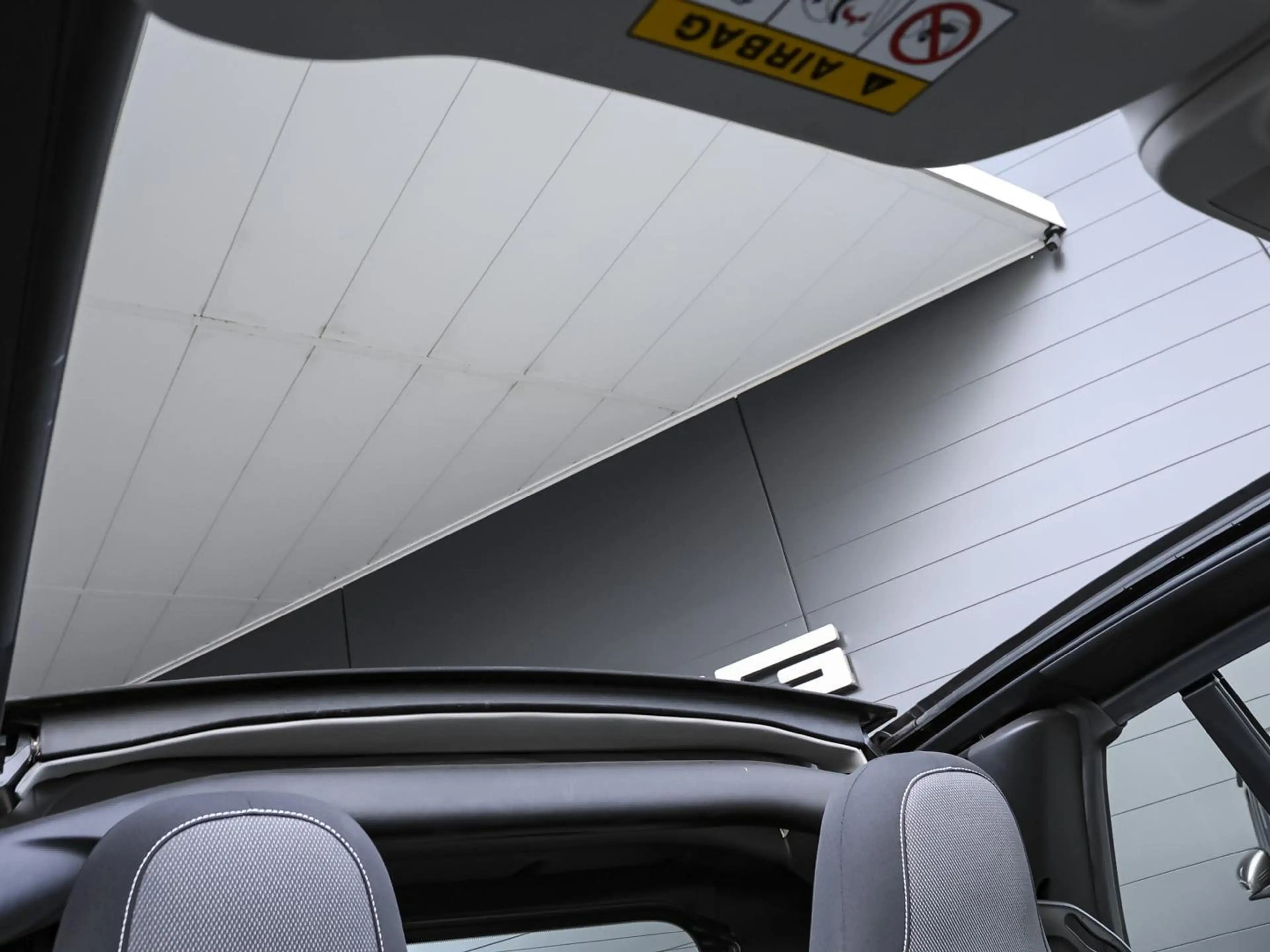 smart forTwo EQ ForTwo Cabrio Pulse Exclusive Plus 22kW Matt — photo 12