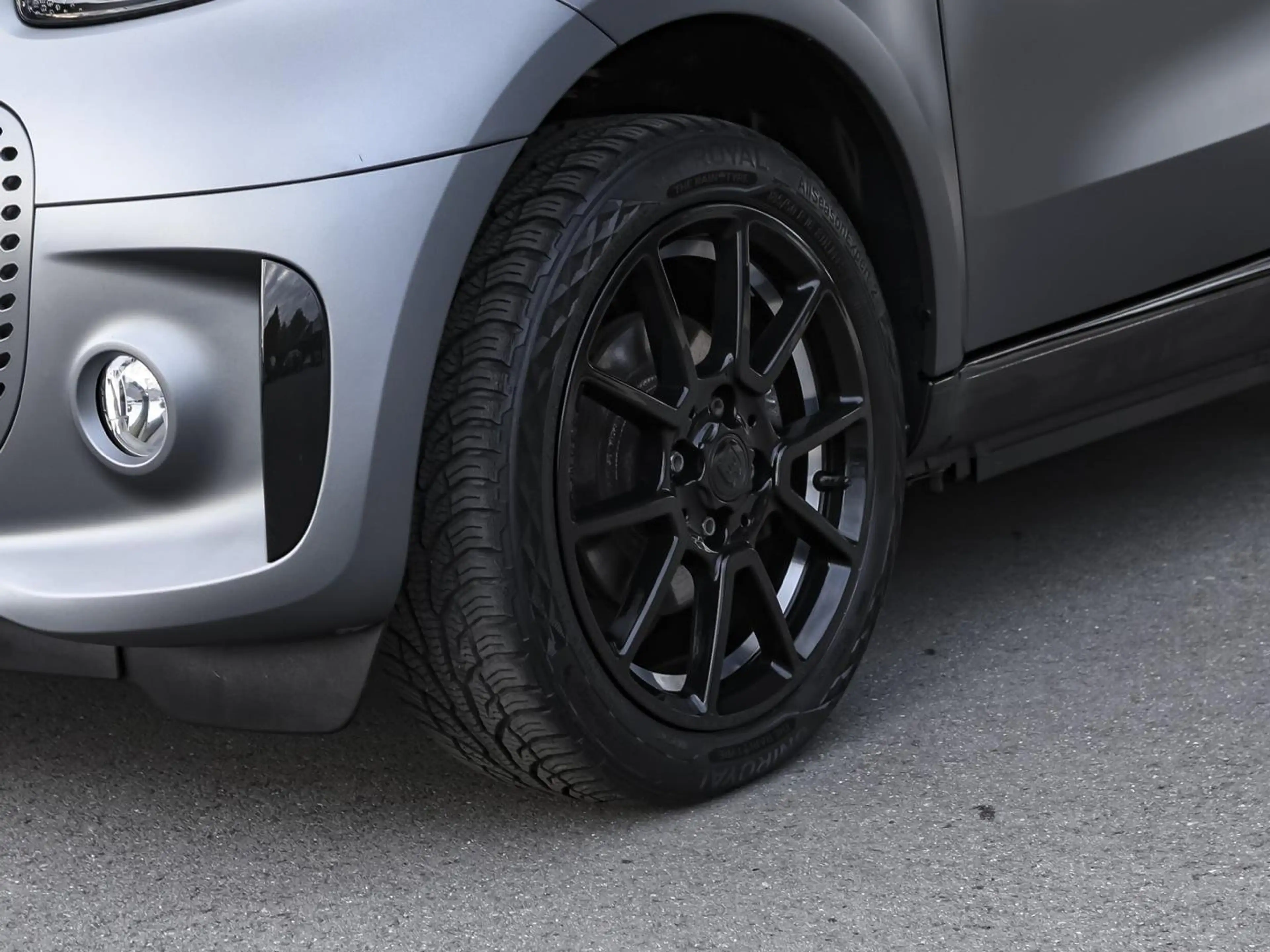 smart forTwo EQ ForTwo Cabrio Pulse Exclusive Plus 22kW Matt — photo 8
