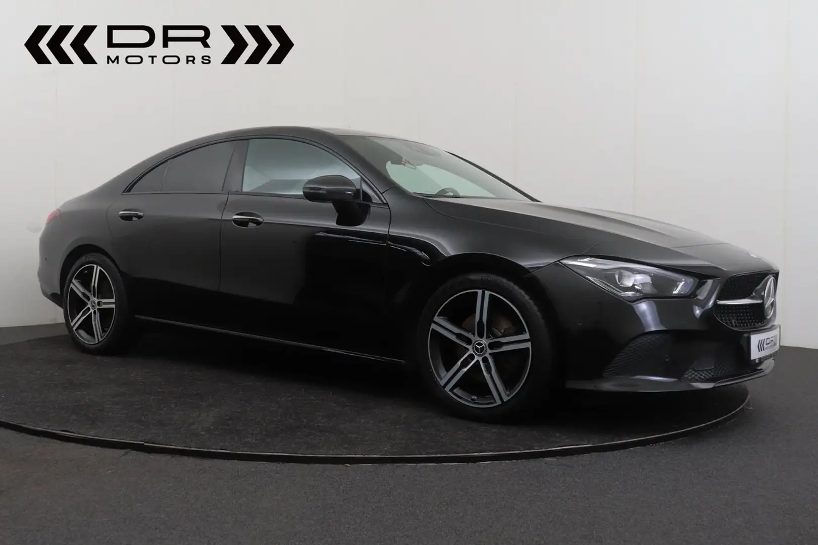 Mercedes-Benz CLA 200 Panodak-camera-sportzetels-LED-keyless Zwart - 2