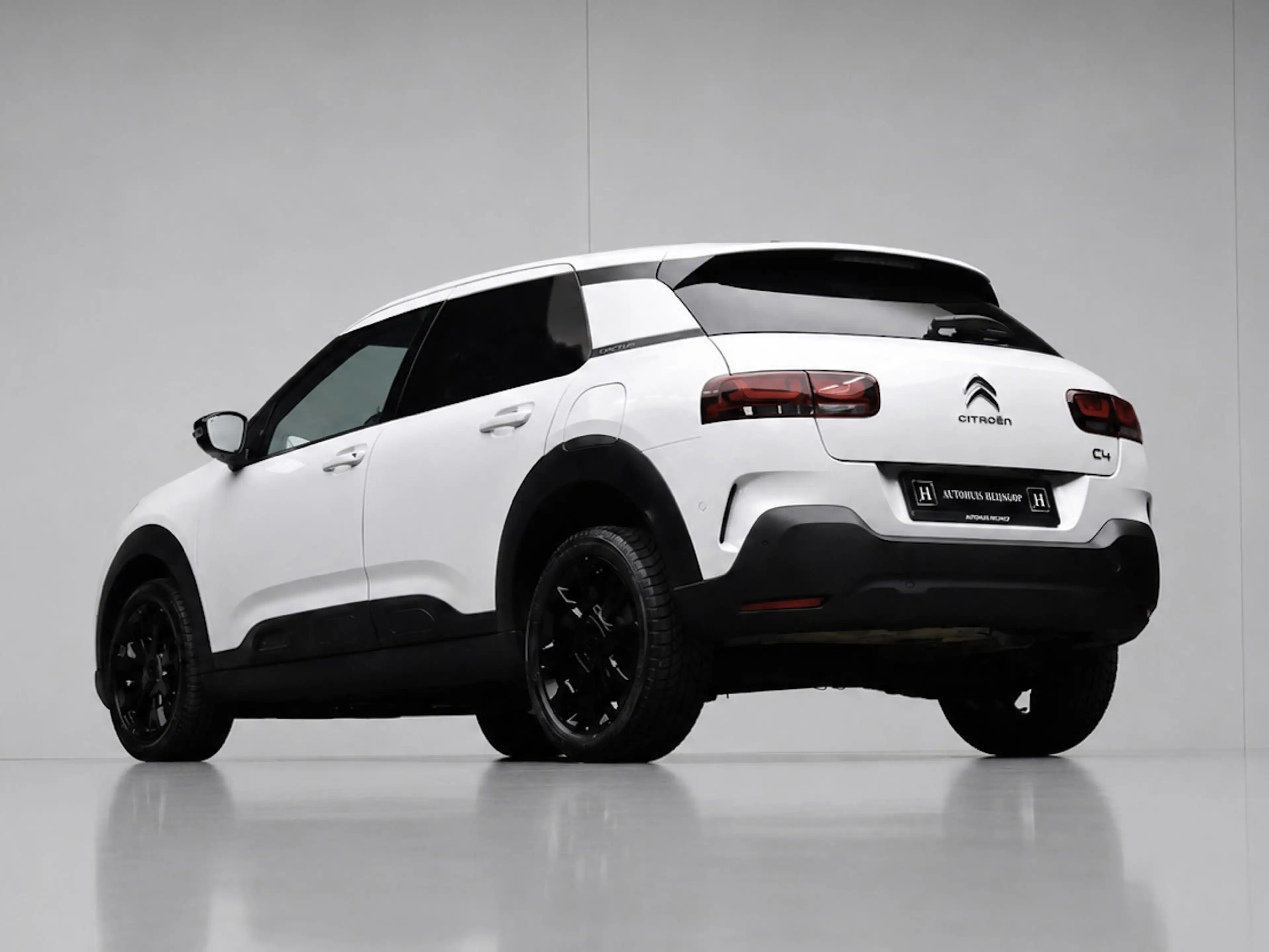 Citroen C4 Cactus 1.2 PureTech Shine (PANORAMADAK,APPLE CARPLAY,STOE — photo 4