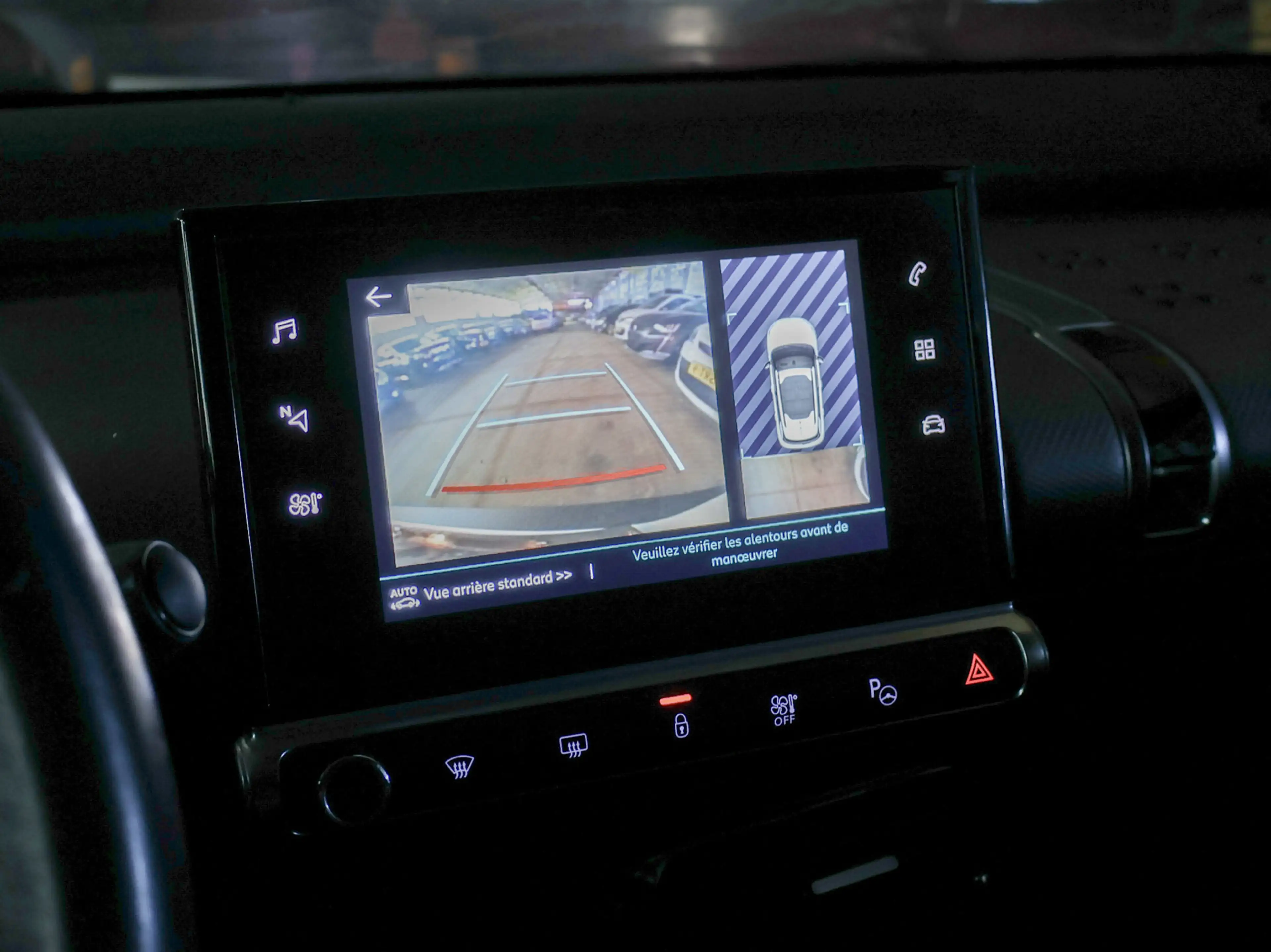 Citroen C4 Cactus 1.2 PureTech Shine (PANORAMADAK,APPLE CARPLAY,STOE — photo 15