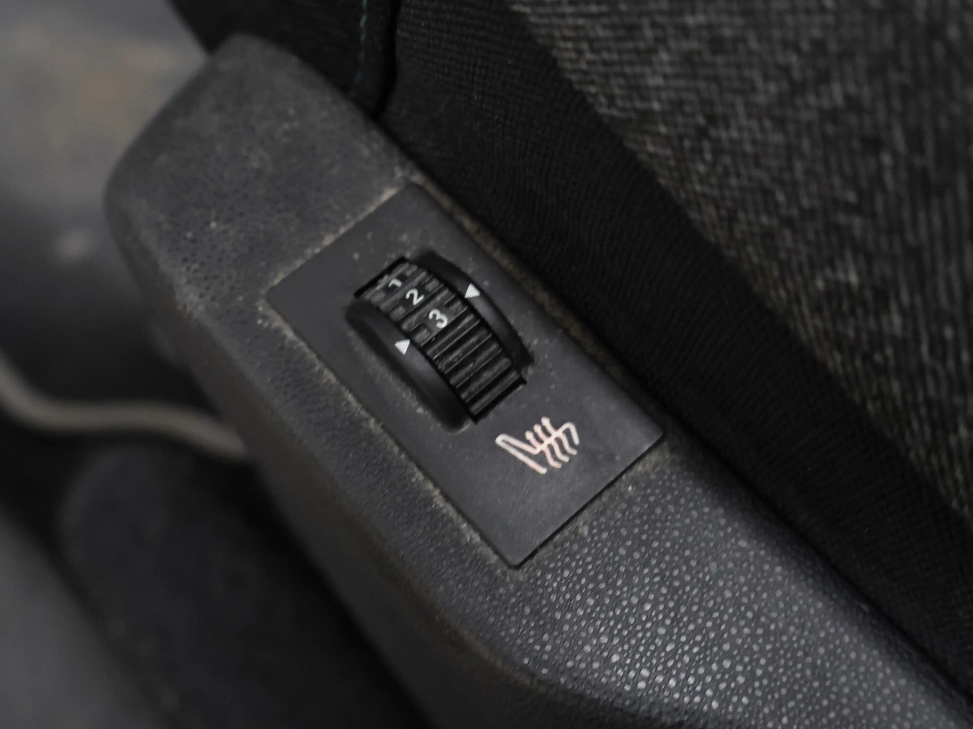 Citroen C4 Cactus 1.2 PureTech Shine (PANORAMADAK,APPLE CARPLAY,STOE — photo 29
