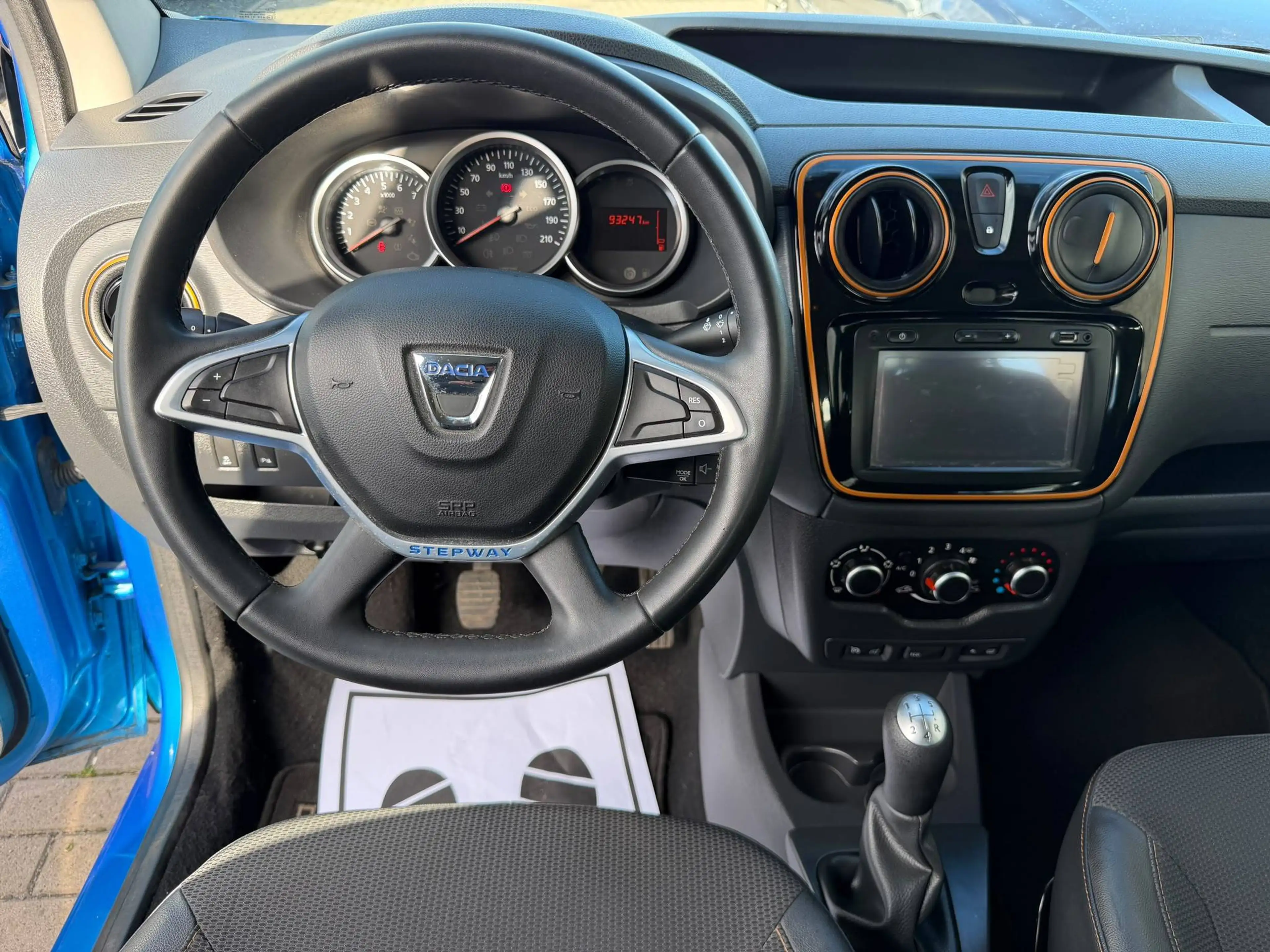 Dacia Dokker Stepway Celebration*Navi*Klima*Schiebetüren*Tempo* — photo 8