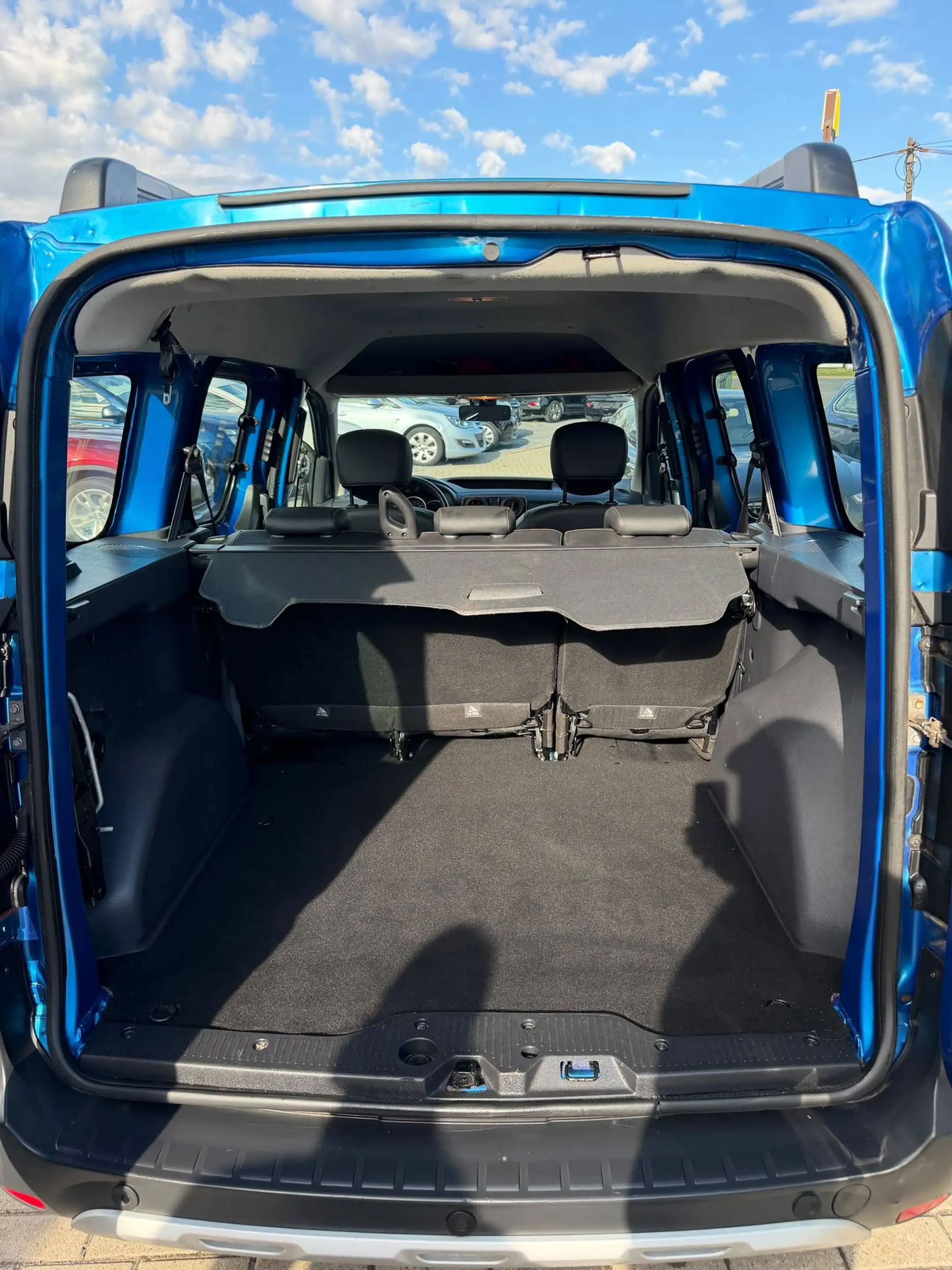 Dacia Dokker Stepway Celebration*Navi*Klima*Schiebetüren*Tempo* — photo 7