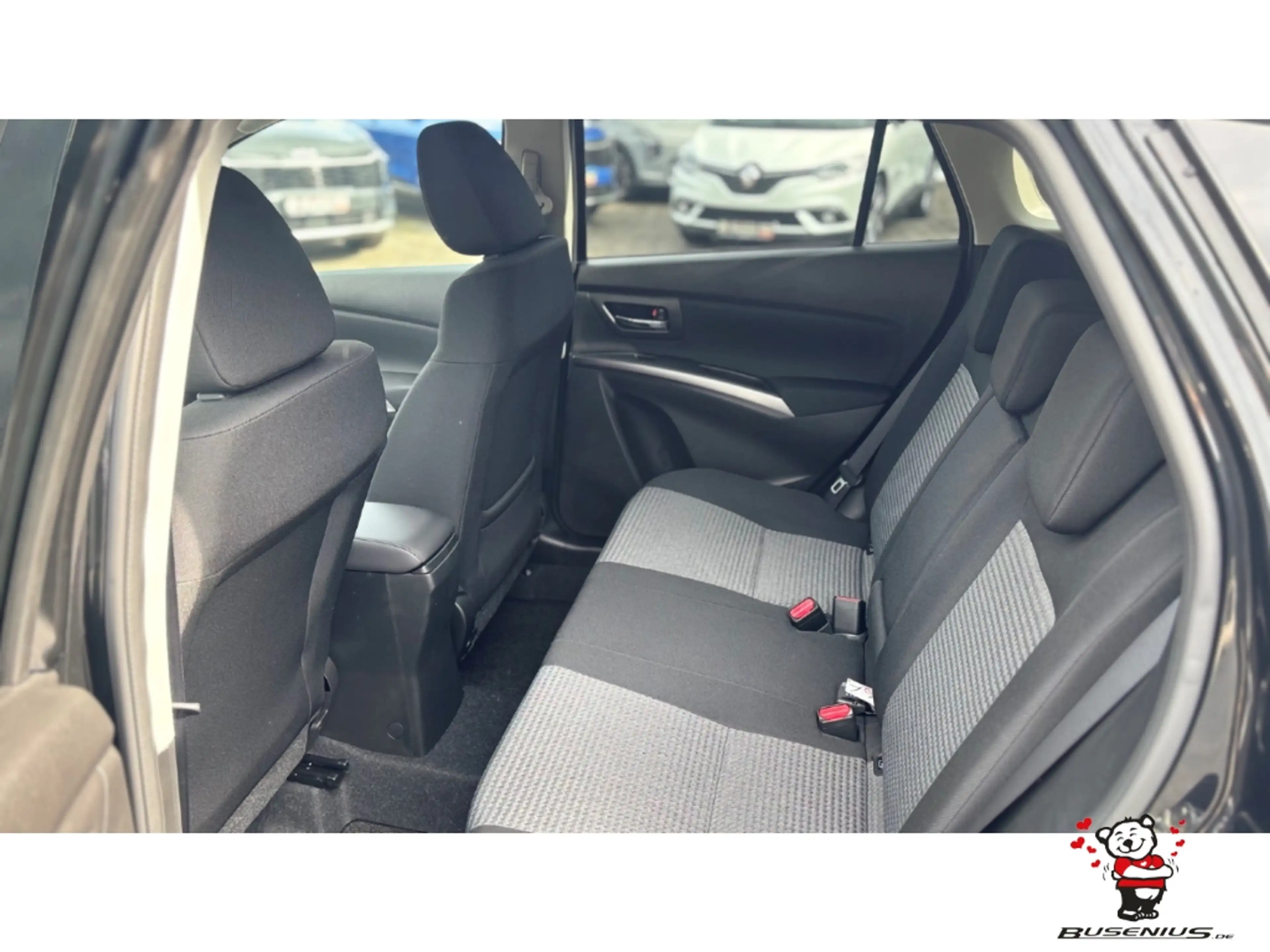 Suzuki SX4 S-Cross 1.4 Boosterjet MHD Comfort AllGrip+Navi+Kamera+LED — photo 9