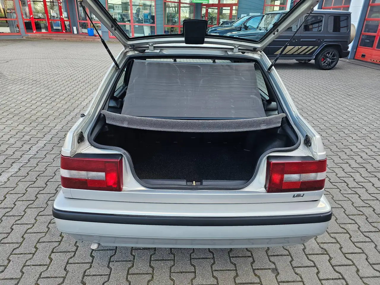 Volvo 440 1.8i Ambiente,2.Hand,Klima,Alu,ZV,el.Fenster,Tüv 04/2028 Old Timer, foto 12