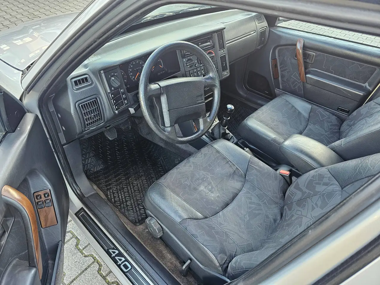 Volvo 440 1.8i Ambiente,2.Hand,Klima,Alu,ZV,el.Fenster,Tüv 04/2028 Old Timer, foto 8