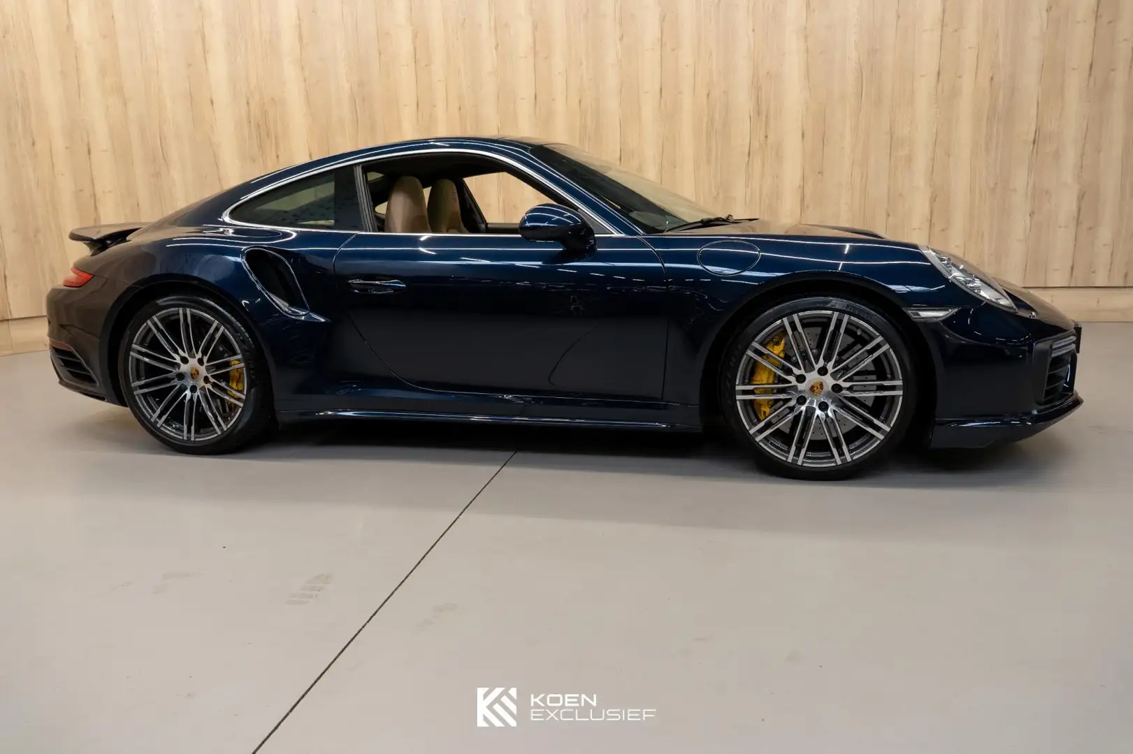 Porsche 991 991 3.8 Turbo S (2018, NL) bi-color interieur, uit Bleu - 2