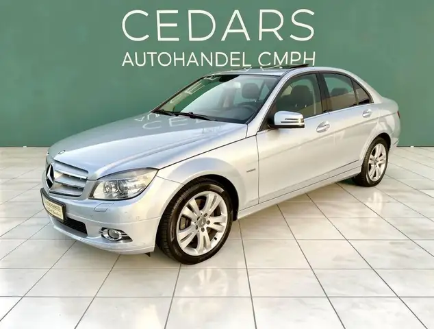 Mercedes-Benz C 230 V6 Lim. Aut. Avantgarde Navi Xenon Einparkhilfe