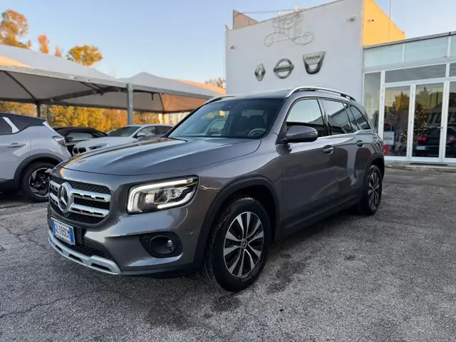 Mercedes-Benz GLB 180 GLB 180 d Automatic Business EXTRA DOPPIO TETTO